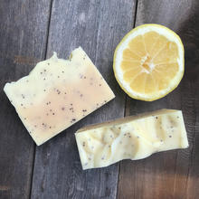 Load image into Gallery viewer, lemon poppyseed soap
